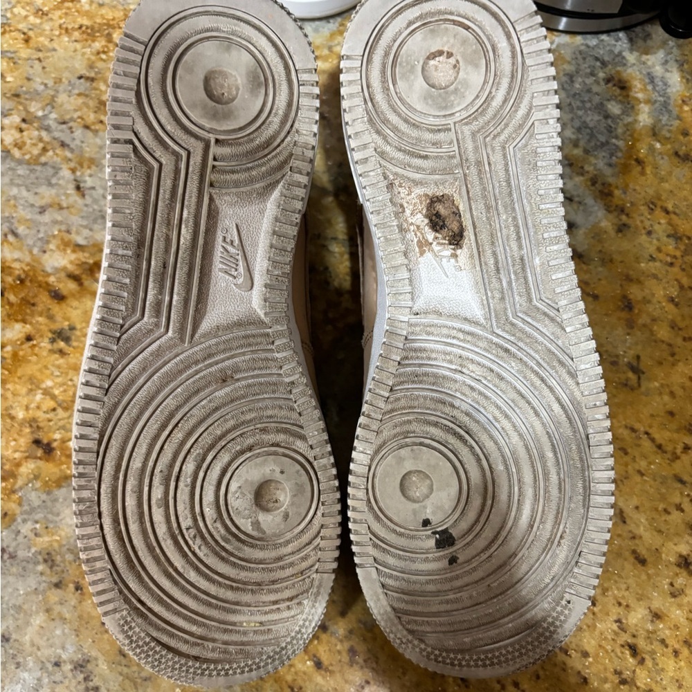 Nike Air Force 1 size 9 - Picture 9 of 9